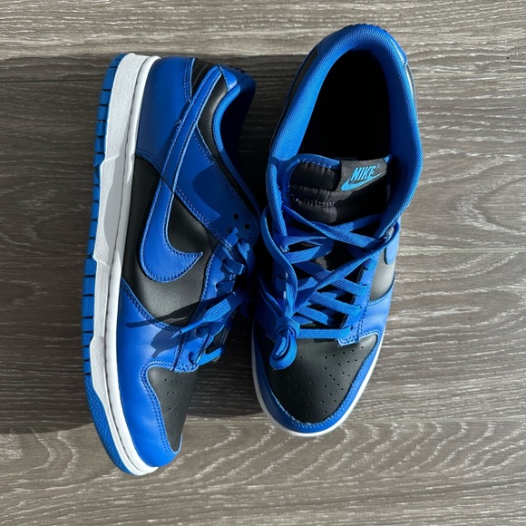 Nike Dunk Low Hyper Cobalt - Picture 3 of 3